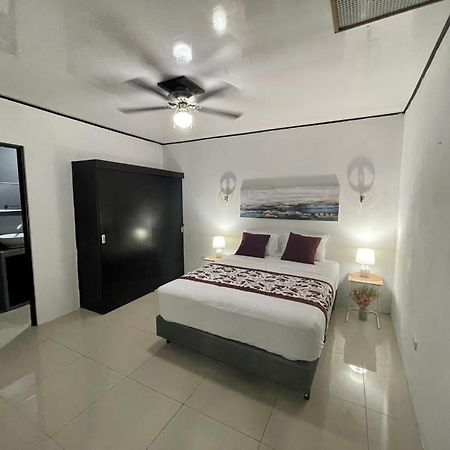 Apartamentos Cielo #1, Airport Juan Santamaria Alajuela Esterno foto